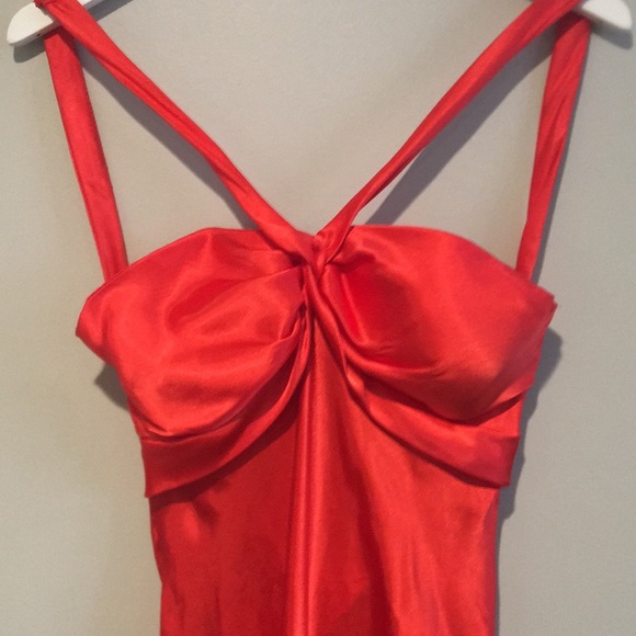 Bright orange red satin prom dress - Picture 4 of 7
